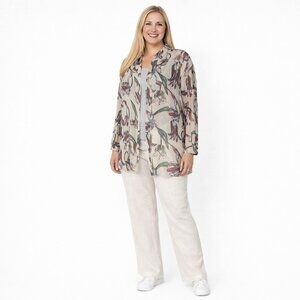 2/$30 NWT PrettyLittleThing Plus 22 Sheer Floral Button-Up Blouse